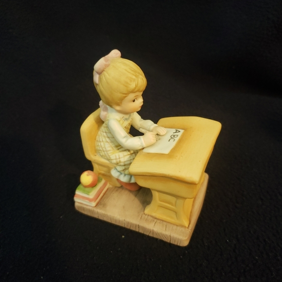 VINTAGE LEFTON CHINA~"SCHOOL DAYS",& 1987 Enesco Lucy Rigg Bears And Globe - Picture 2 of 6